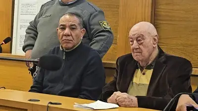 Insólito: piden liberar a un abusador y asesino que es "experto" en combatir el fuego Insólito: piden liberar a un abusador y asesino que es "experto" en combatir el fuego