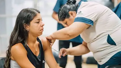 Dónde vacunarse gratis contra el dengue y quiénes pueden hacerlo Dónde vacunarse gratis contra el dengue y quiénes pueden hacerlo