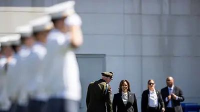 Diez ex altos mandos militares de EEUU respaldan a Harris y califican a Trump de "peligro" Diez ex altos mandos militares de EEUU respaldan a Harris y califican a Trump de "peligro"