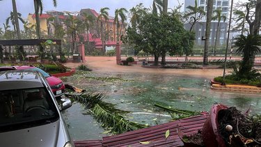 Las inundaciones por el tifón Yagi anegan el norte de Vietnam y crece el número de muertos