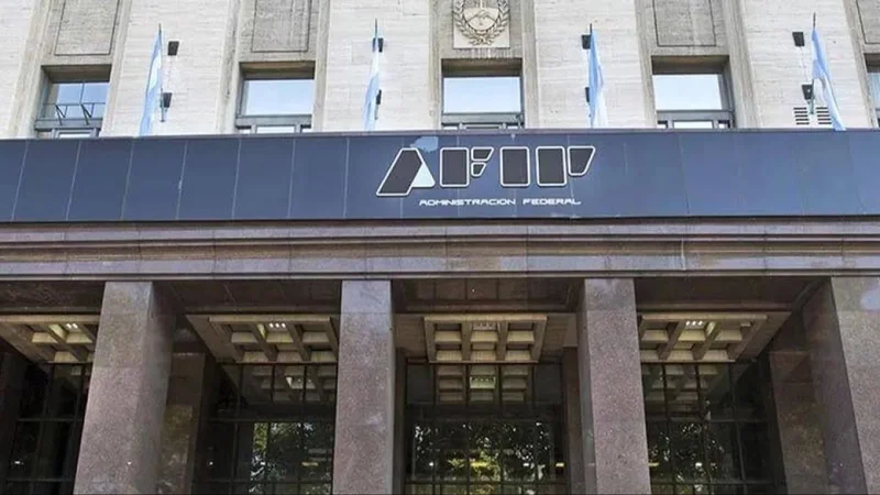 Anuncio de AFIP para monotributistas y empresas