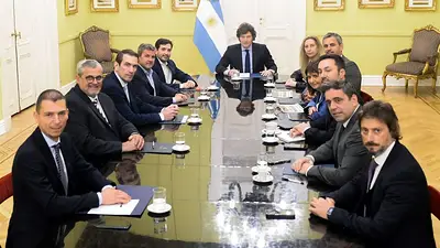 Veto de Milei a jubilados: la UCR se muestra dividida y Unión por la Patria advierte presión del Gobierno Veto de Milei a jubilados: la UCR se muestra dividida y Unión por la Patria advierte presión del Gobierno