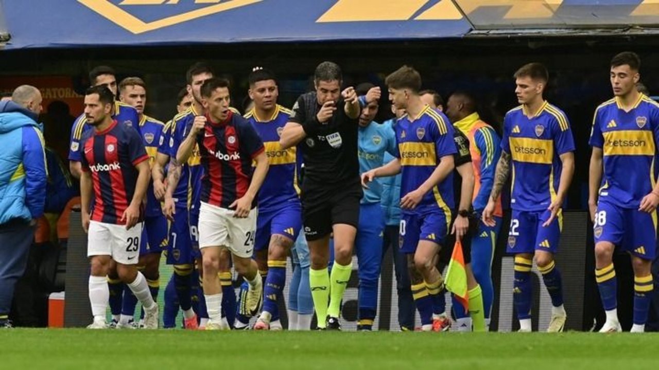 AFA, Zona exclusiva.