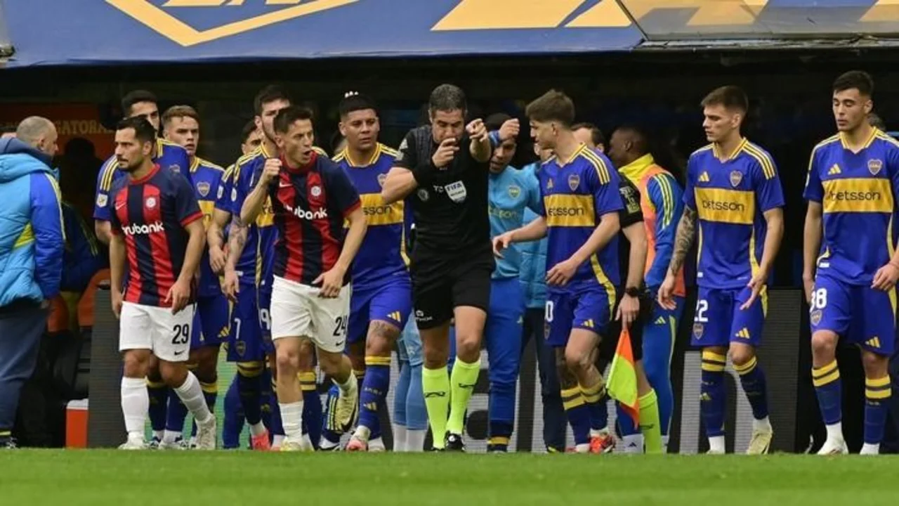 AFA, Zona exclusiva.