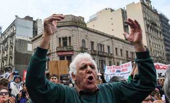 En el Día del Jubilado, adultos mayores protestan contra el veto de Milei | Jubilaciones