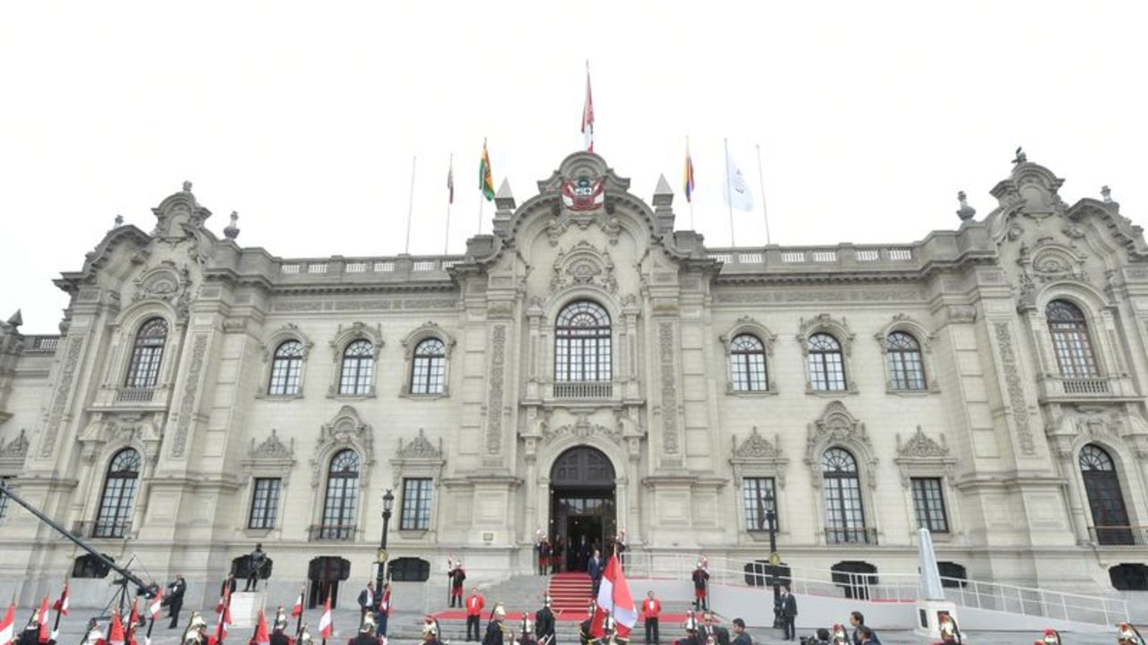 Gobierno peruano declara tres días de duelo nacional por muerte de expresidente Fujimori