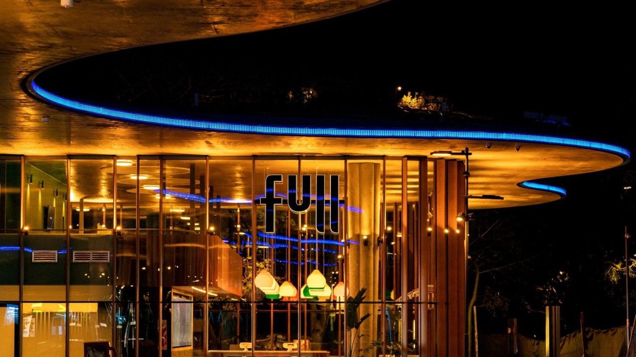 YPF llega a las 1000 tiendas Full