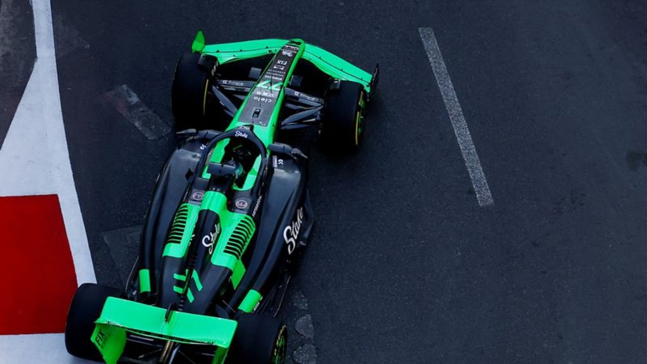 Sauber sigue barajando opciones para el último asiento que queda libre en la F1 de cara a 2025