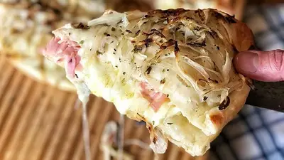 La Noche de la Pizza y la Empanada La Noche de la Pizza y la Empanada