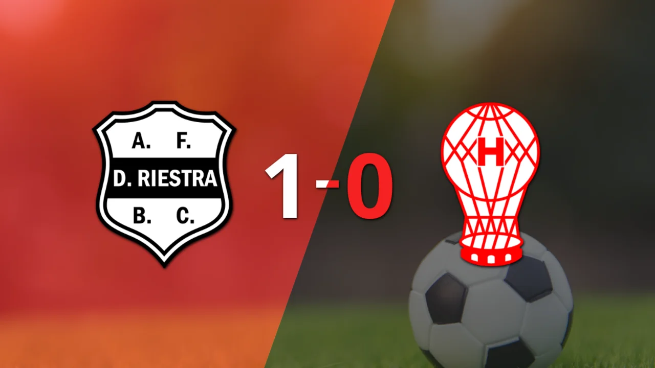 Con gol de penal de Jonathan Herrera, Dep. Riestra le ganó a Huracán por 1 a 0