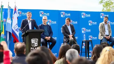 Federico Achával anunció la construcción de ocho nuevas escuelas en Pilar Federico Achával anunció la construcción de ocho nuevas escuelas en Pilar