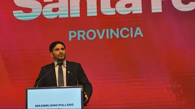 El gobernador Pullaro durante un acto en la Provincia El gobernador Pullaro durante un acto en la Provincia