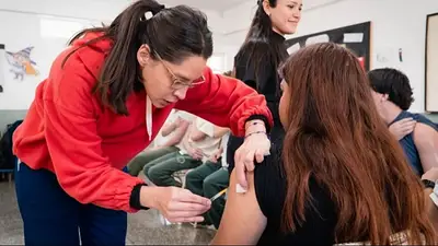 El gobierno de La Rioja ampliará el rango etario para la vacunación gratuita contra el dengue: quiénes pueden acceder El gobierno de La Rioja ampliará el rango etario para la vacunación gratuita contra el dengue: quiénes pueden acceder