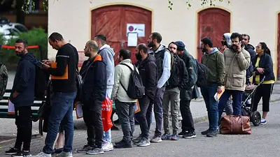 Los solicitantes de asilo en la UE descienden un 17% en junio, según Eurostat Los solicitantes de asilo en la UE descienden un 17% en junio, según Eurostat