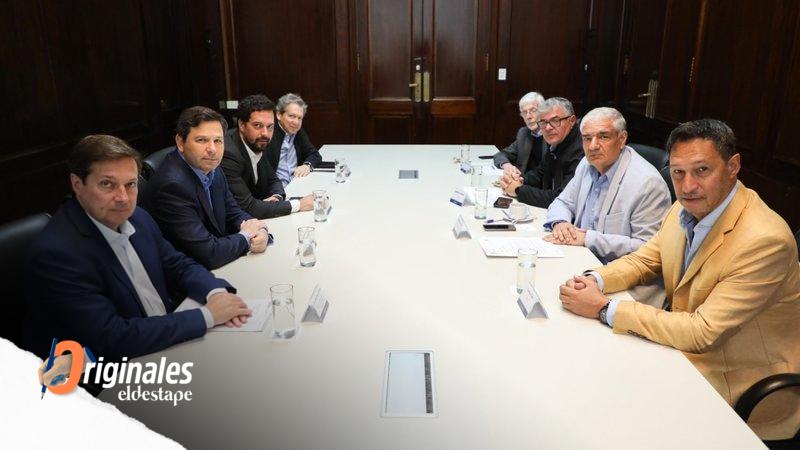 El Gobierno planea cambiar el cobro en estaciones de servicio: cómo será a partir de ahora y por qué se perjudica a los municipios