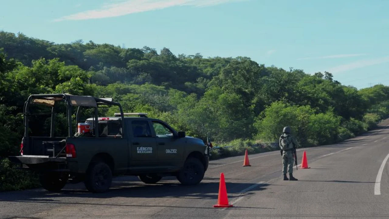 Más de 100 muertos o desaparecidos deja guerra interna del Cártel de Sinaloa en México