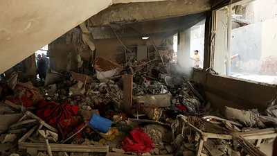 Palestinos afirman que ataque israelí mató a 22 personas en un refugio Palestinos afirman que ataque israelí mató a 22 personas en un refugio