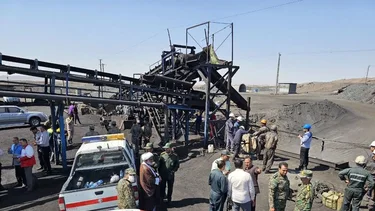 Al menos 51 muertos por explosión en una mina de carbón en Irán