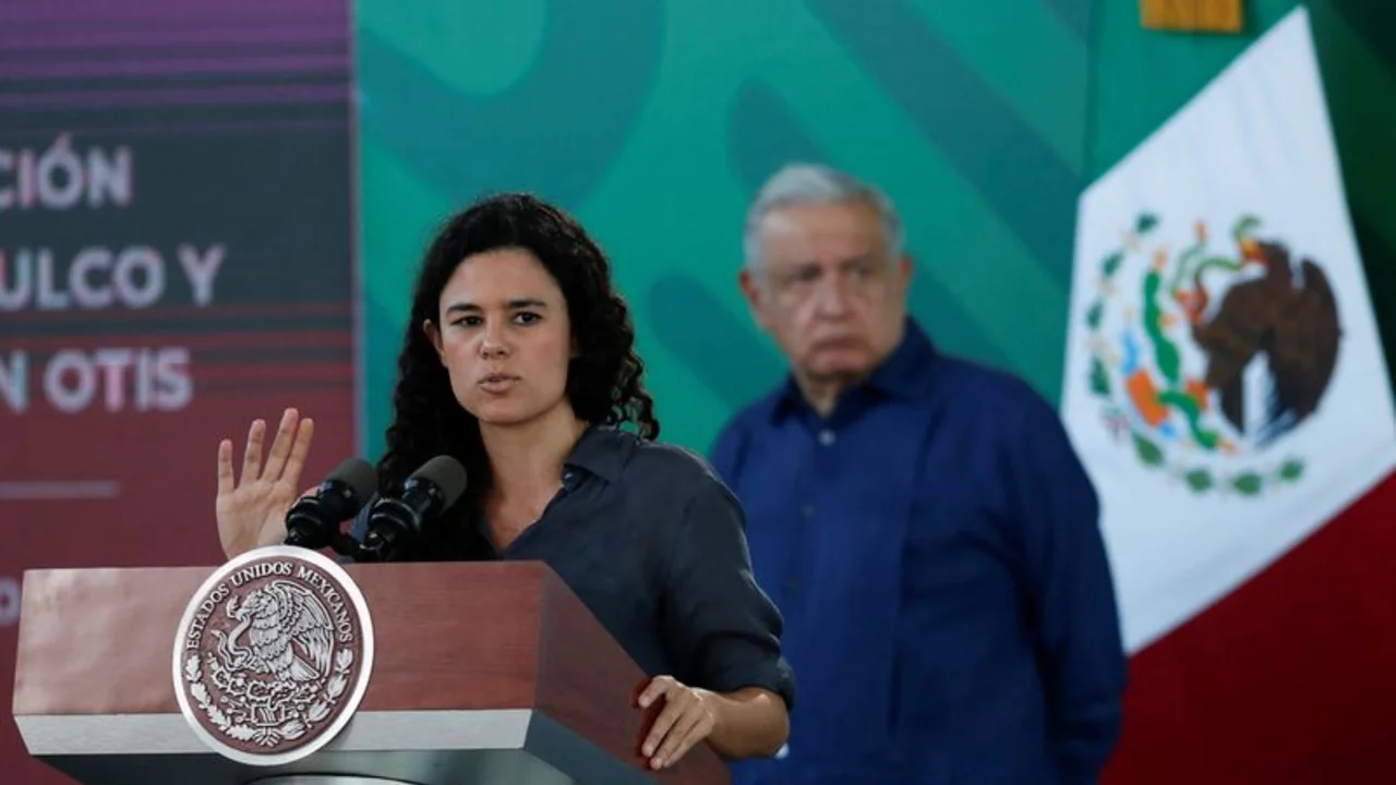 Partido gobernante de México elige a nueva líder para dar forma a la era post López Obrador