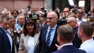 La victoria en Brandeburgo da un breve respiro a Scholz ante la creciente presión dentro del partido La victoria en Brandeburgo da un breve respiro a Scholz ante la creciente presión dentro del partido