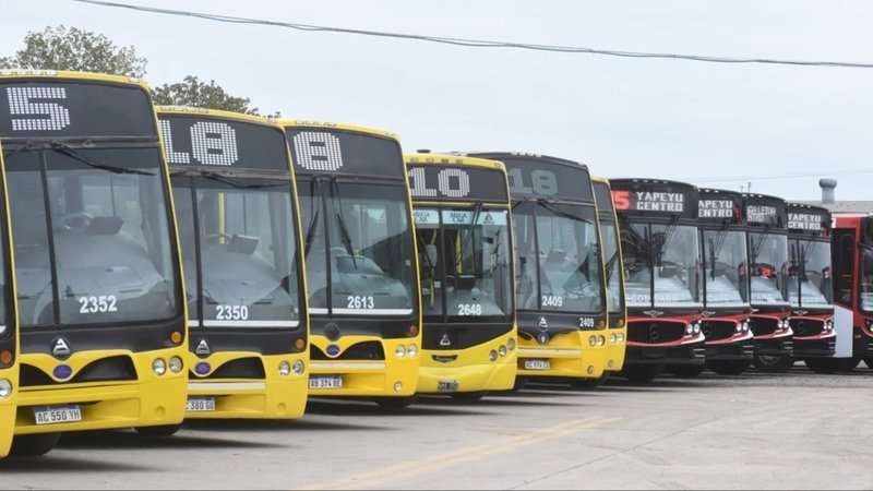 Trabajadores presionan por el pago de las deudas. 
