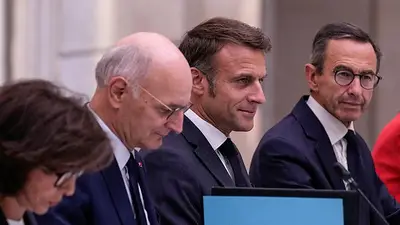 El nuevo ministro del Interior francés vira a la derecha con promesas de frenar la inmigración El nuevo ministro del Interior francés vira a la derecha con promesas de frenar la inmigración