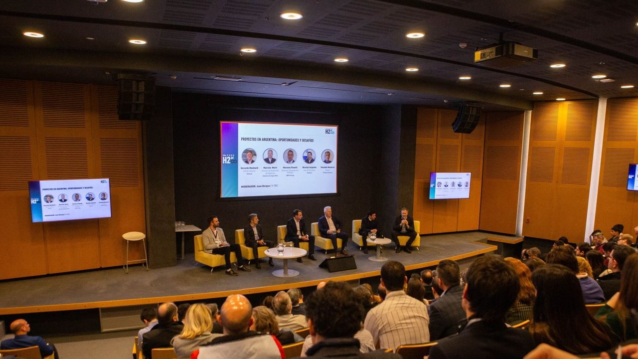 Y-TEC lideró el segundo Foro del Hidrógeno