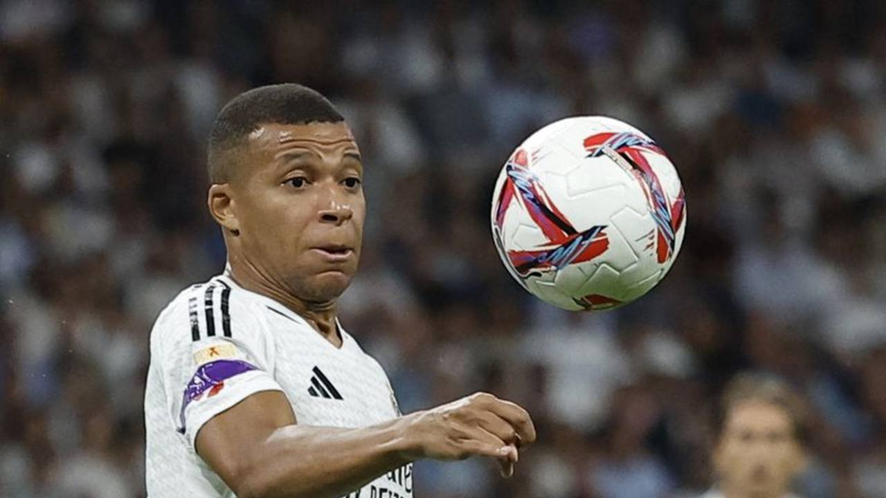 Mbappé es duda para los próximos partidos del Real Madrid por una lesión muscular