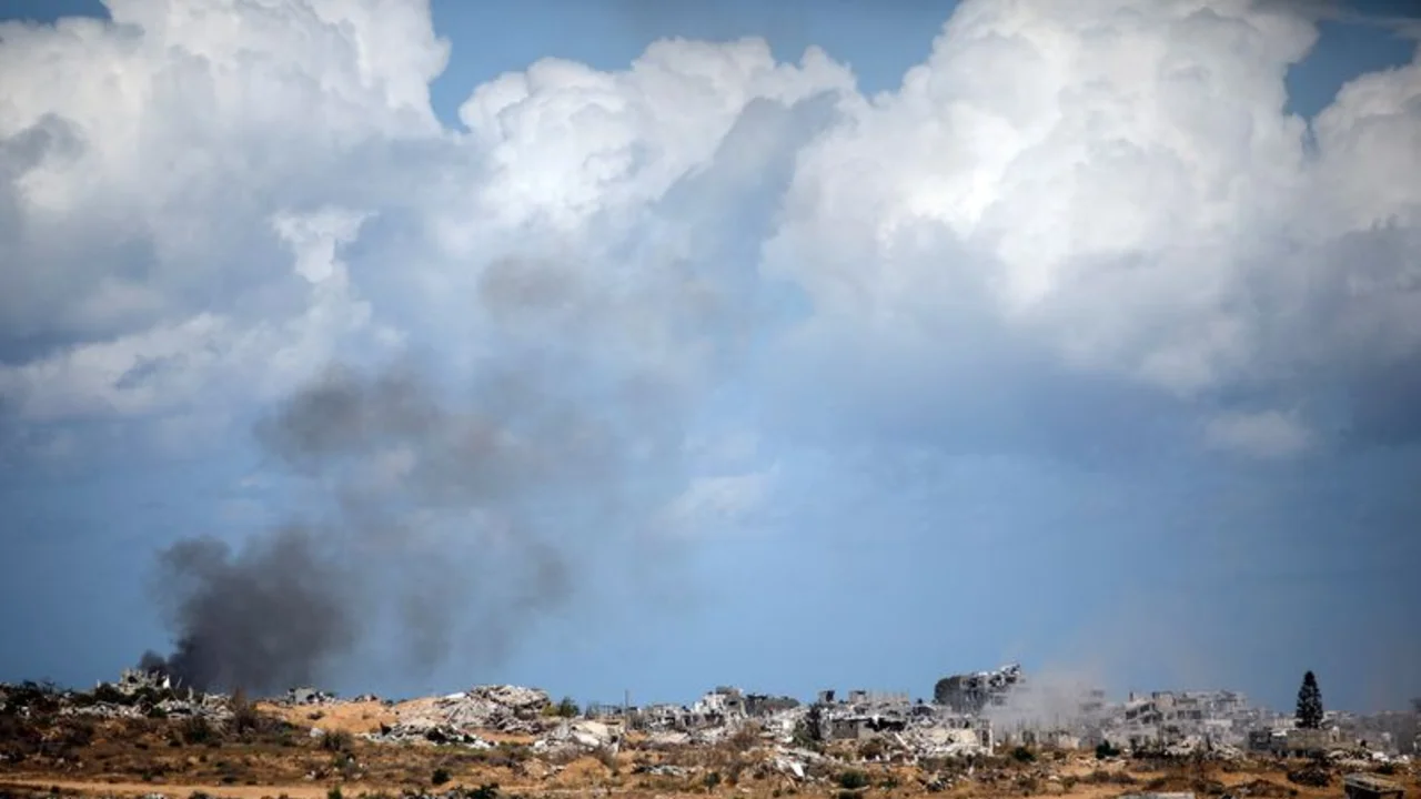 La guerra se recrudece en Gaza y algunos gazatíes esperan que un nuevo alto el fuego incluya el enclave