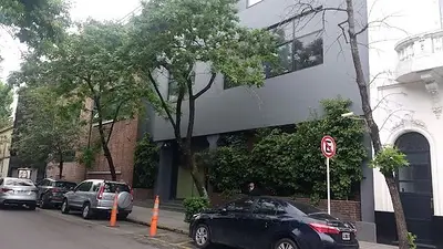 Evacuaron la sede de Aeropuertos Argentina por una amenaza de bomba Evacuaron la sede de Aeropuertos Argentina por una amenaza de bomba