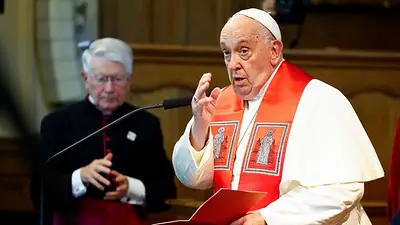 El papa Francisco es presionado sobre los abusos sexuales y las mujeres sacerdotes en Bélgica El papa Francisco es presionado sobre los abusos sexuales y las mujeres sacerdotes en Bélgica