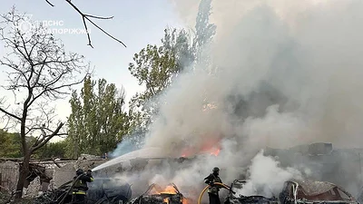 Rusia bombardea la ciudad ucraniana de Zaporiyia con bombas guiadas y deja 16 heridos Rusia bombardea la ciudad ucraniana de Zaporiyia con bombas guiadas y deja 16 heridos