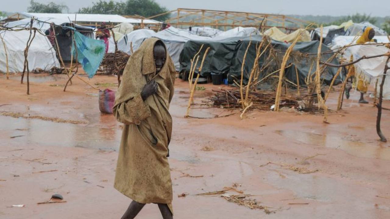 Más de 1.000 personas mueren en un corrimiento de tierras en el oeste de Sudán, según el SLM