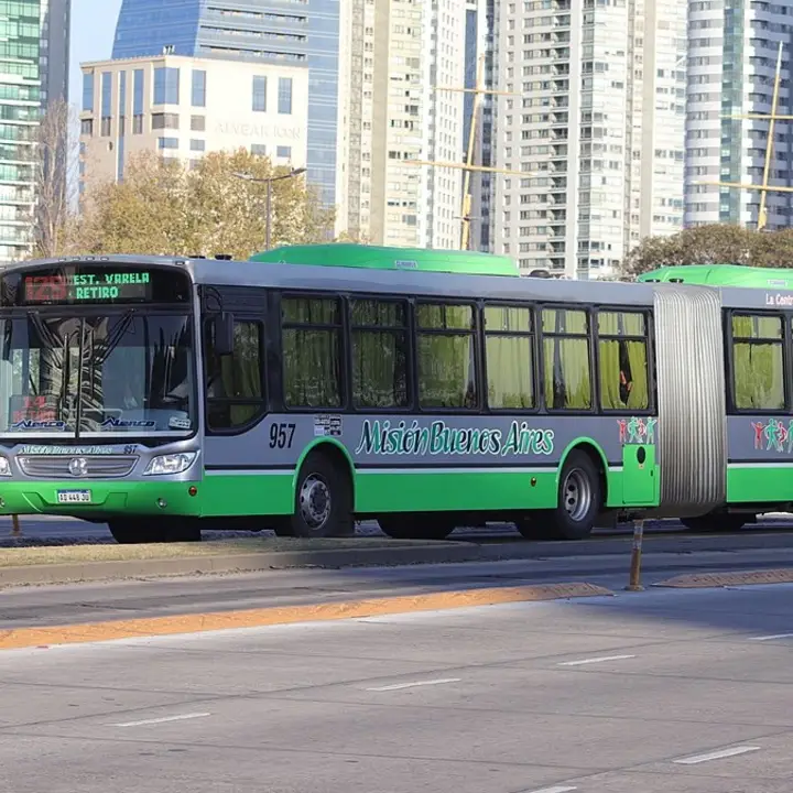 Cambia para siempre la Línea 129: cómo funcionará el servicio La Plata -  CABA | El Destape