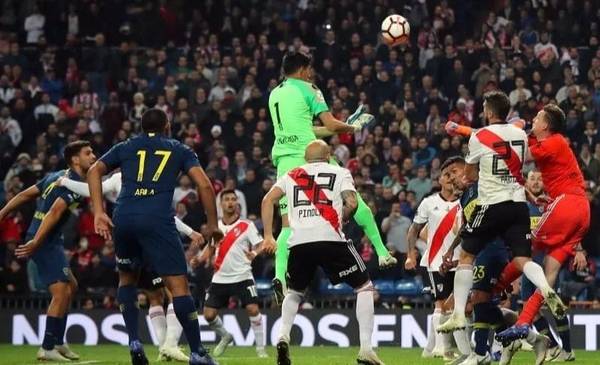 Jugó en Boca, enfrentó a River en Madrid y se quejó de su club tras firmar en España: 
