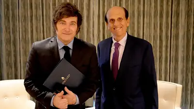 Milei se reunió en Estados Unidos con el "rey de los bonos basura" Milei se reunió en Estados Unidos con el "rey de los bonos basura"
