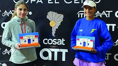 Embajadora del tenis continental: la riojana Carolina Aguirre Ramos ganó el Sudamericano y sueña con competir en Europa Embajadora del tenis continental: la riojana Carolina Aguirre Ramos ganó el Sudamericano y sueña con competir en Europa