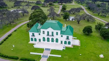 El Castillo pampeano de 1900: de estilo francés y en medio de una reserva natura, ¿cómo llegar?