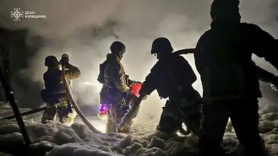 El ejército ruso ataca una central eléctrica en Kiev, según el Ministerio de Energía ucraniano El ejército ruso ataca una central eléctrica en Kiev, según el Ministerio de Energía ucraniano