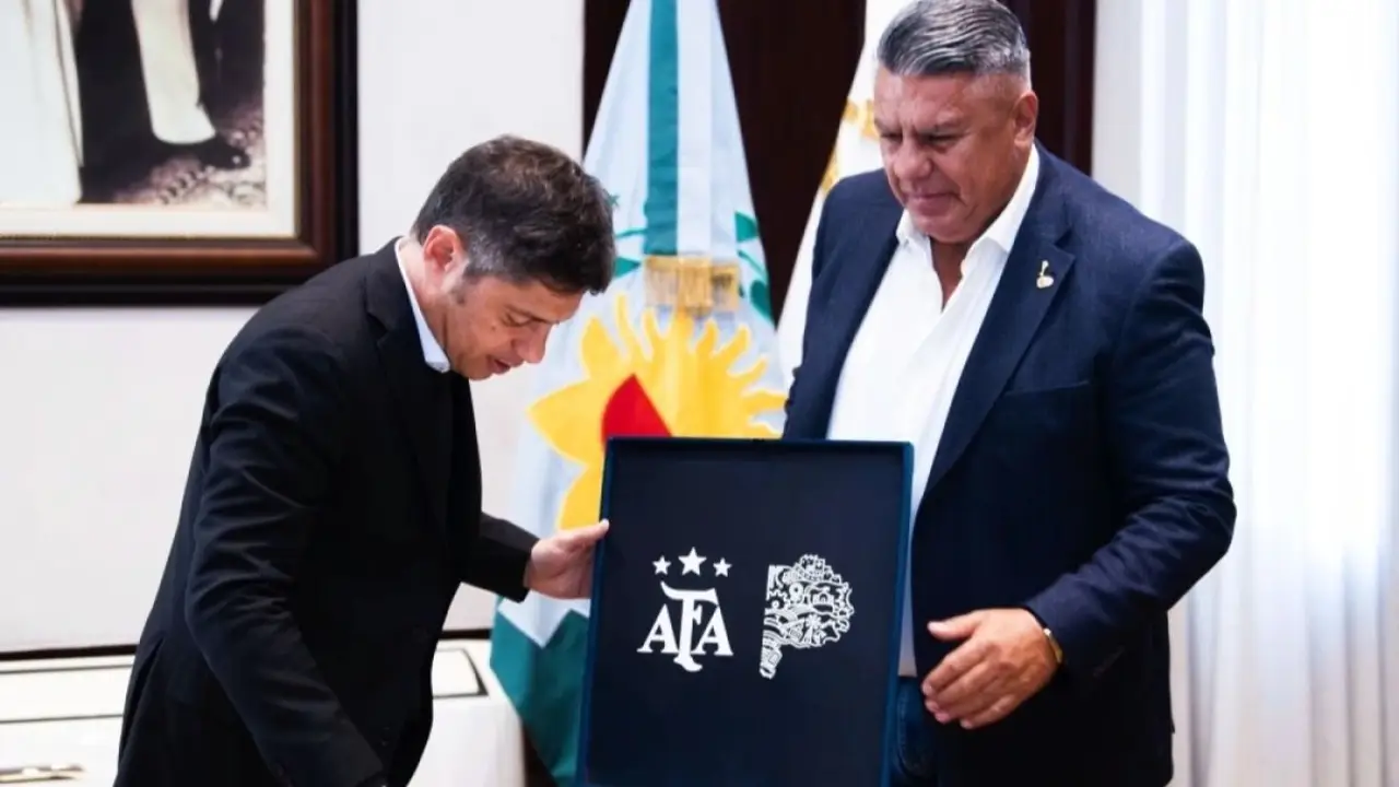 AFA, Axel Kicillof, Javier Milei, fútbol argentino, elecciones 2025