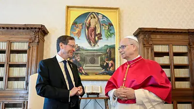 Con sus llamados sobre Gaza, papa León XIV muestra un estilo diplomático tranquilo pero enérgico Con sus llamados sobre Gaza, papa León XIV muestra un estilo diplomático tranquilo pero enérgico