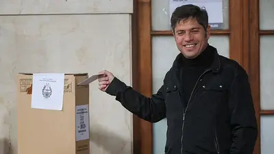 Milei debe relanzar alianzas para mantener gobernabilidad tras derrota electoral Milei debe relanzar alianzas para mantener gobernabilidad tras derrota electoral