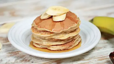 Cómo es la receta de los panqueques de banana sin TACC. Cómo es la receta de los panqueques de banana sin TACC.