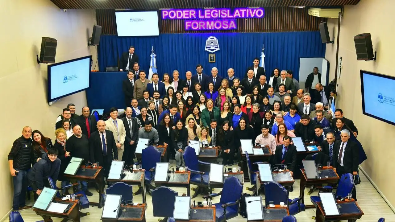 Formosa sancionó su nueva Constitución y se alista para la jura: los principales cambios que presentó el oficialismo de Insfrán