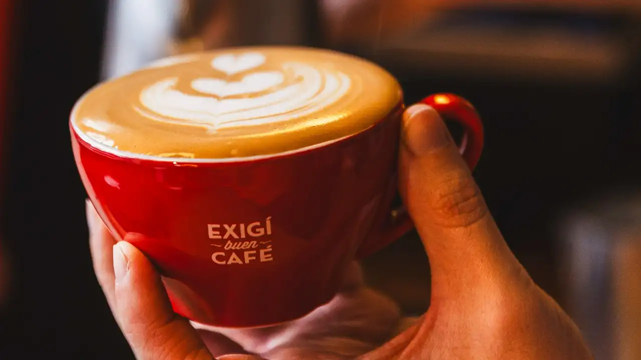 Los 7 beneficios de tomar una taza de café, según expertos