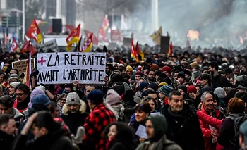 Los estudiantes franceses confirmaron protestas tras rechazar las promesas de Macron | Francia