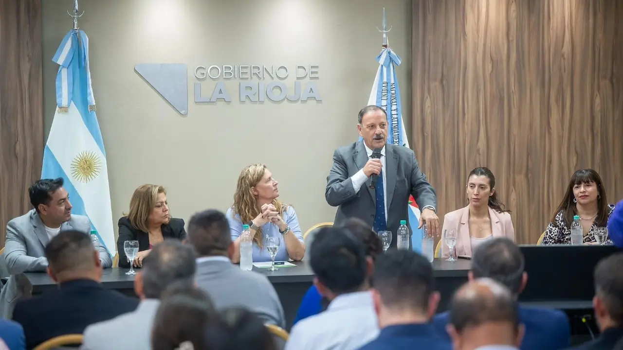 Más cerca de la casa propia: Quintela anunció la renovación del Plan Angelelli para consolidar “una provincia más justa”