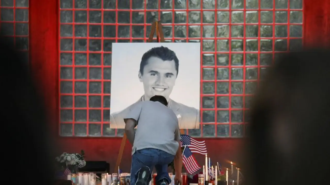 El campus de Utah Valley, traumatizado tras el asesinato de Charlie Kirk
