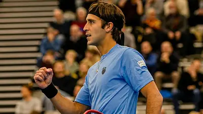 Sorpresa por lo que hizo Tomás Etcheverry en la Copa Davis en Argentina vs. Países Bajos Sorpresa por lo que hizo Tomás Etcheverry en la Copa Davis en Argentina vs. Países Bajos