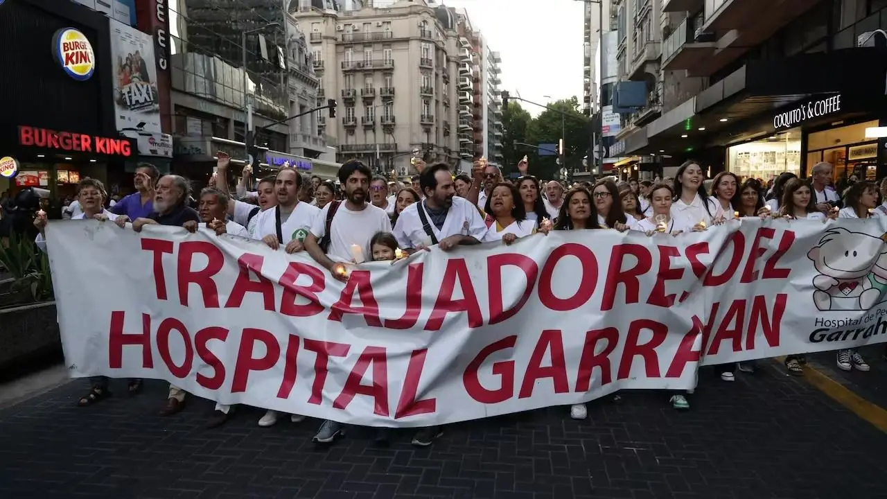El Gobierno anunció un aumento para trabajadores del Hospital Garrahan